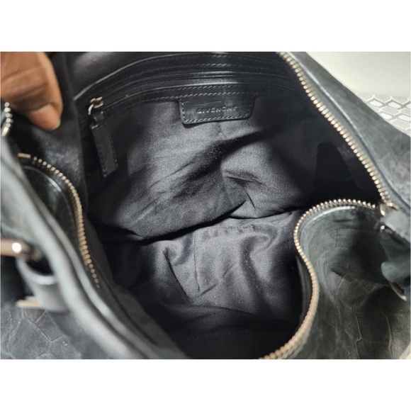 Authentic Givenchy Vintage Croc Embossed Suede Medium Shoulder Bag - Picture 6 of 11